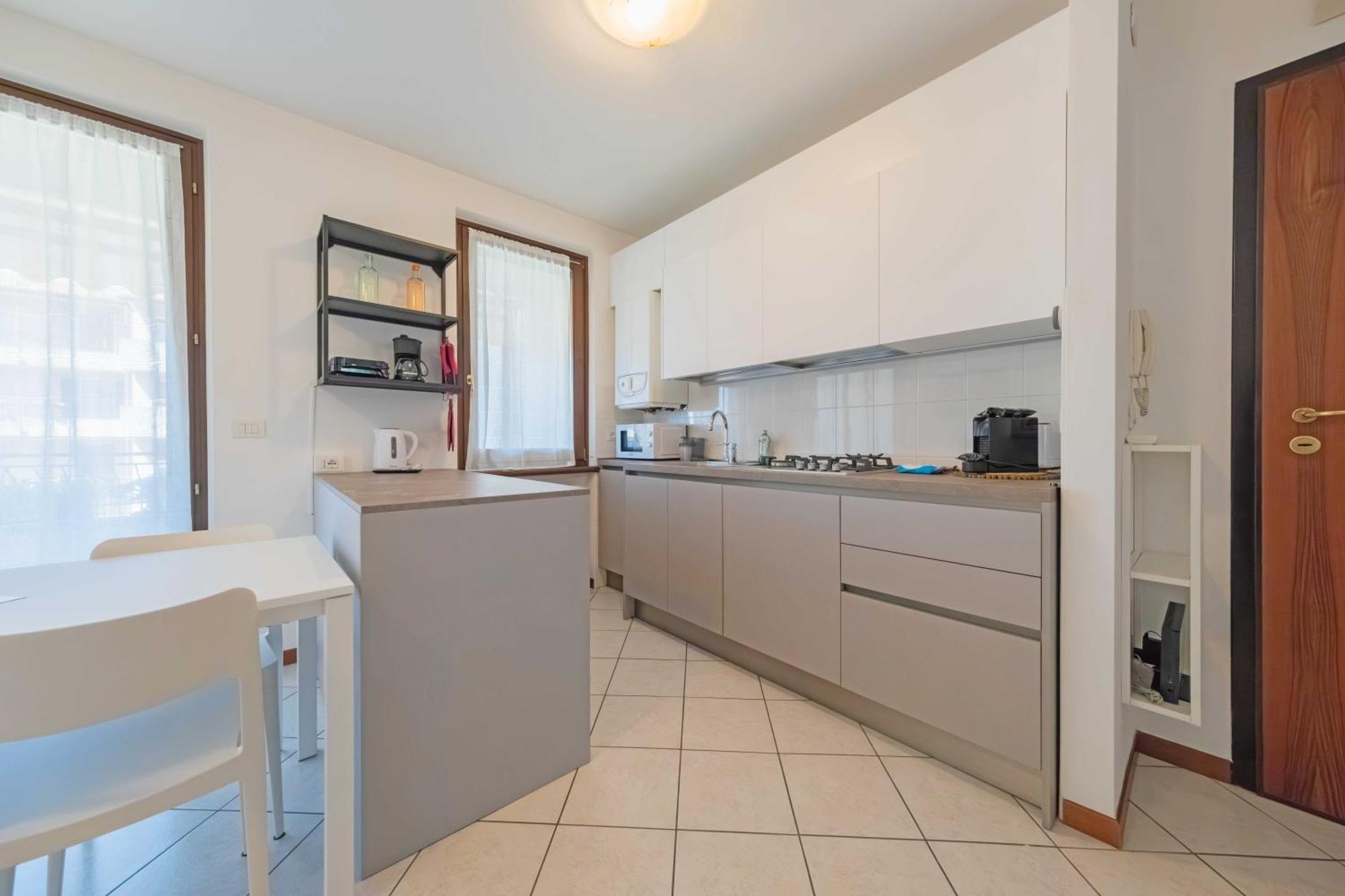 Apartmentsgarda - Residenza Elisabetta 10 Bardolino Exterior photo