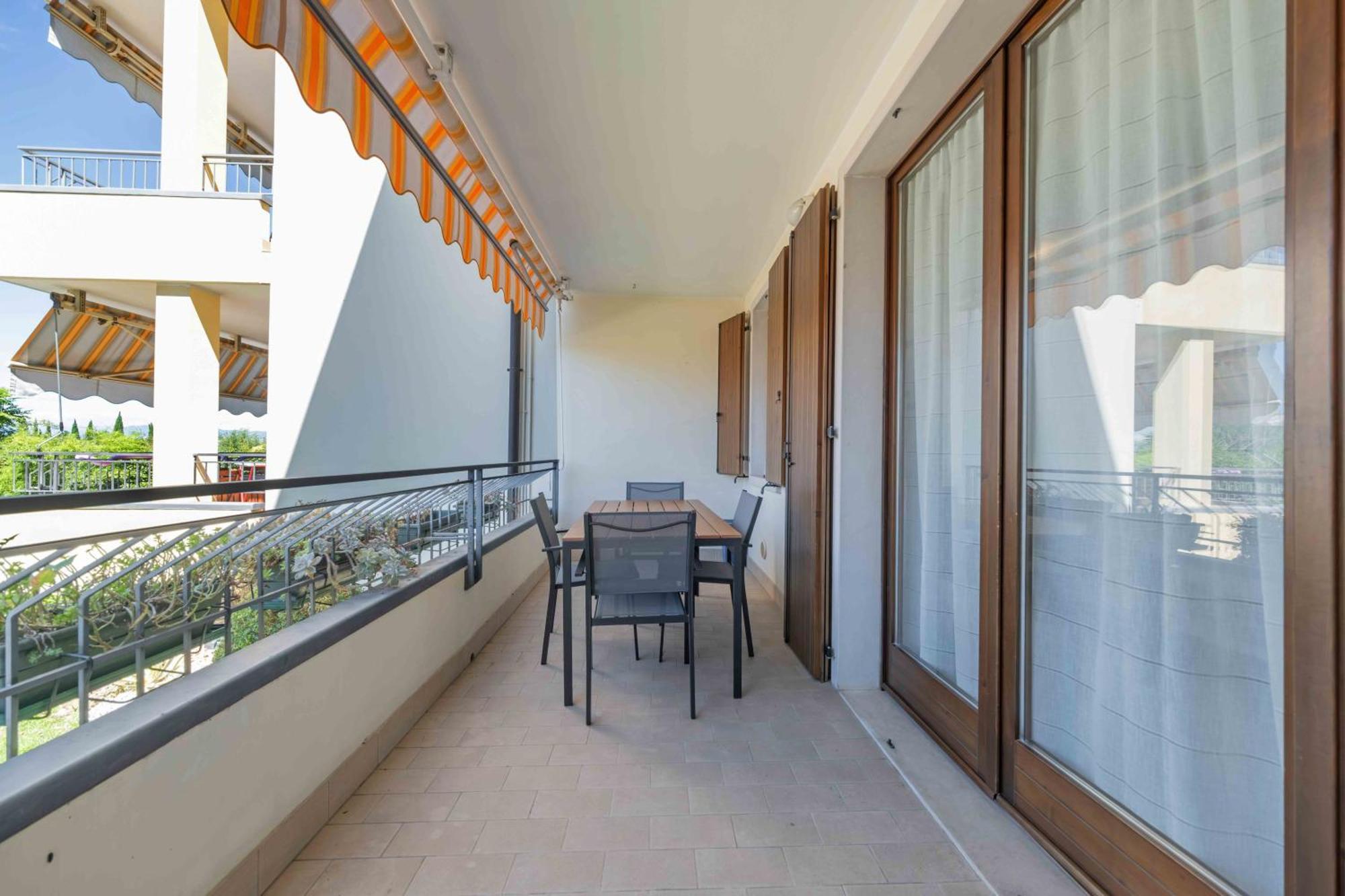 Apartmentsgarda - Residenza Elisabetta 10 Bardolino Exterior photo